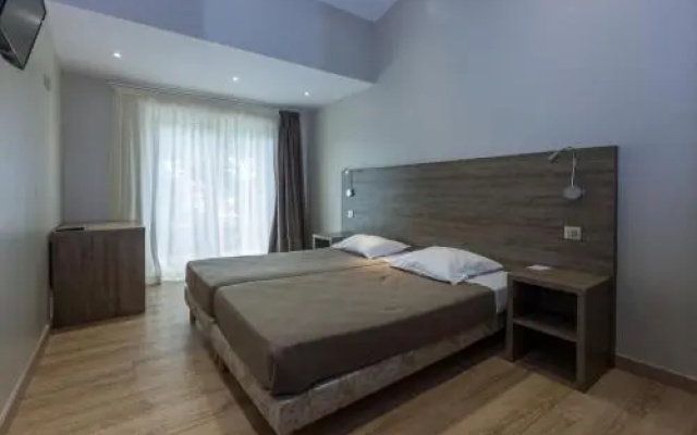 Marina Viva Hotel Club  Residence