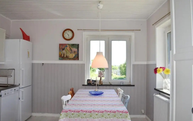 Awesome Home in Gärsnäs With 3 Bedrooms and Wifi