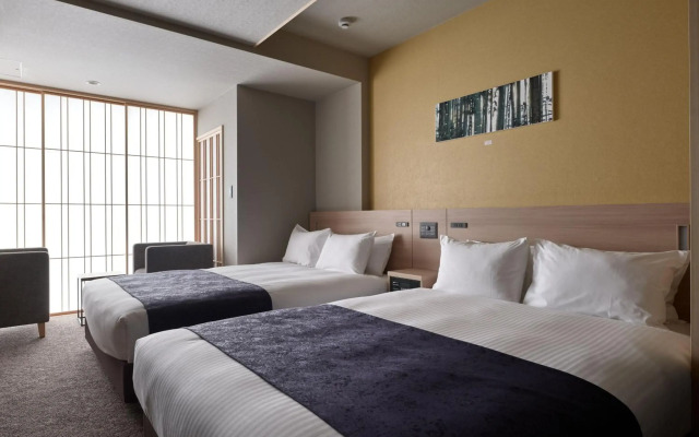 Premium Apart MONday KYOTO GOJO