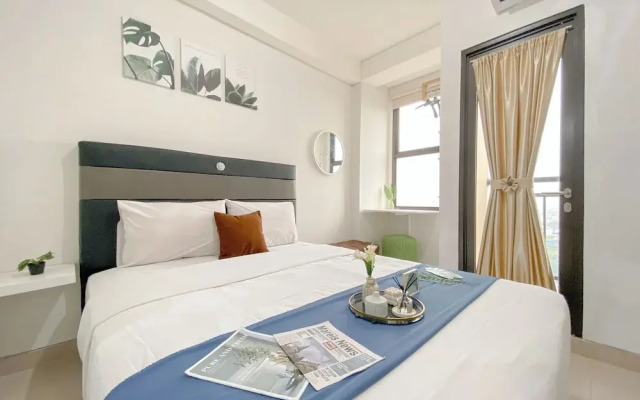 Compact And Homey Studio Apartment At Transpark Cibubur