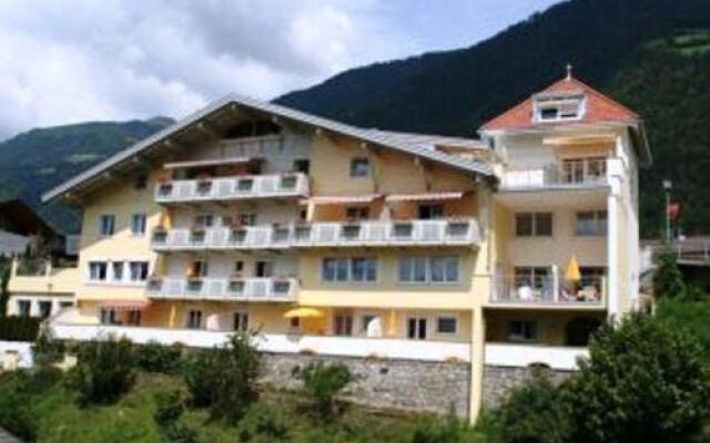 Отель Residence Königsrainer Горнолыжный курорт Ортлер вид на фасад