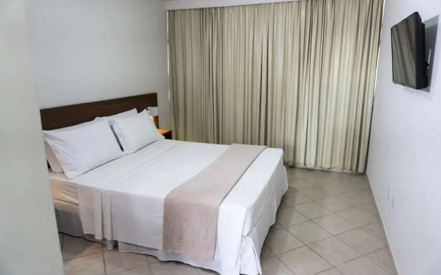Flat Laranja Apart Hotel