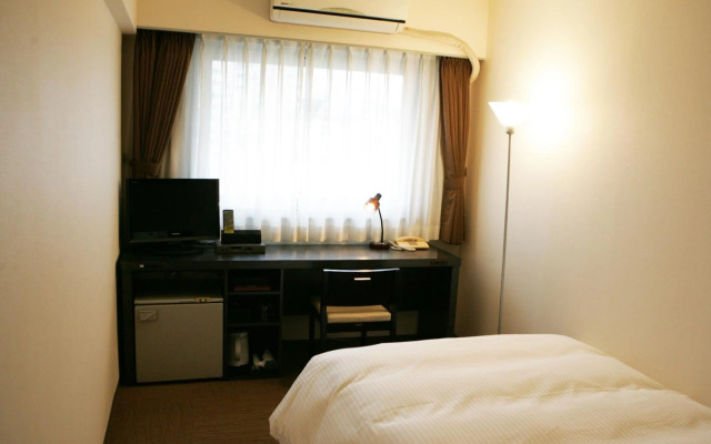 Green Rich Hotel Nishitetsu Ohashi Ekimae