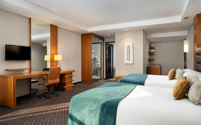 Premier Hotel OR Tambo