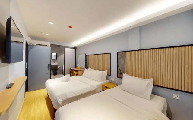 Blue Lagoon Hotel @ Bandar Sunway