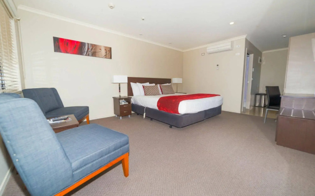 Amity Court Motel