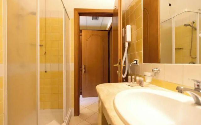 Hotel Medar with pool in Arborea