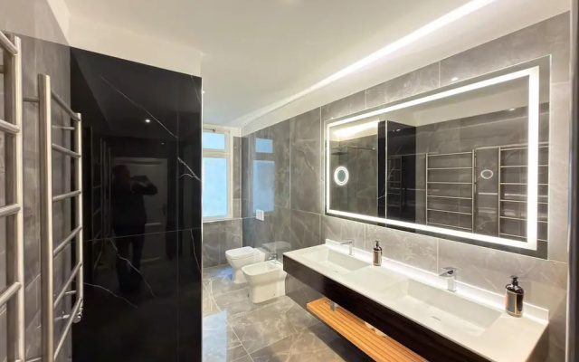 Mellini Apartment