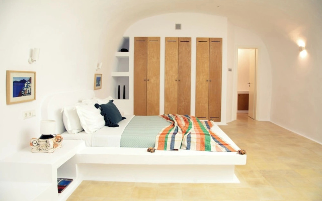 Amphora Suites & Villas