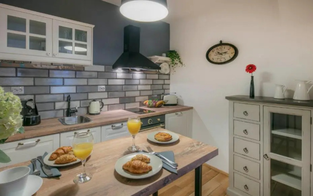 Apartment The 29