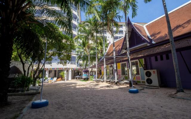 Отель Mercure Pattaya Таиланд, Паттайя - 1 отзыв об отеле, цены и фото номеров - забронировать отель Mercure Pattaya онлайн вид на фасад