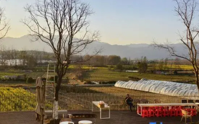 Floral Lux Hotel·Huangshan Jixian Manyue Shanju  (Hongcun Branch)