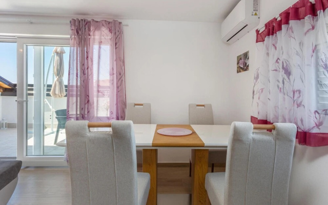 Stunning Apartment in Kostrena With 2 Bedrooms and Wifi