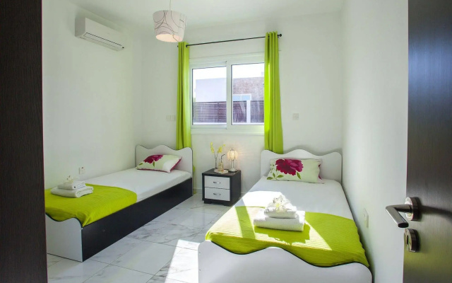 Golden Dream Villa
