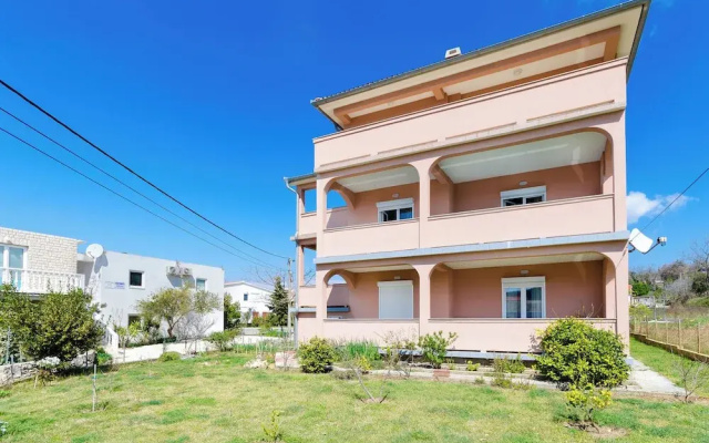Apartments and Room Ljubica