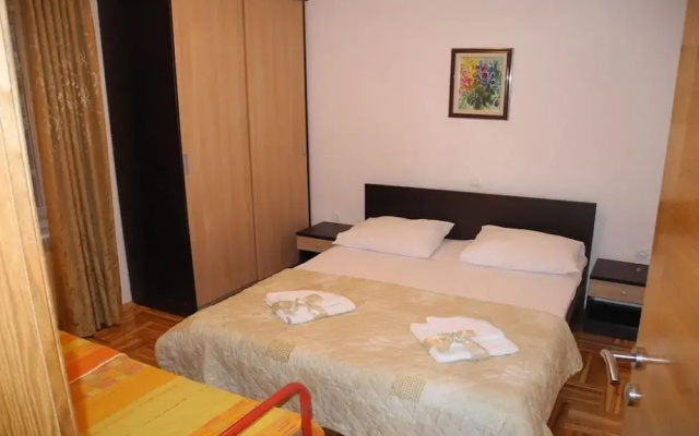 Apartment 1 Lara 4 pax