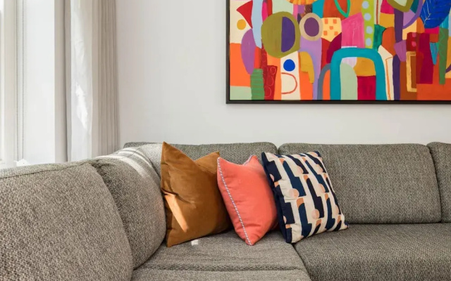 London Is Yours  2 Bedroom in Kensington