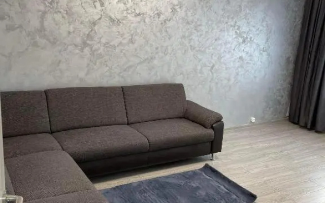 Eric Apartment