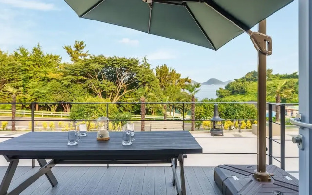 Namhae Orda Pool Villa