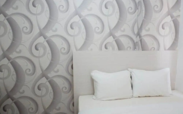 Exquisite Bassura City Apartment near Shopping Mall