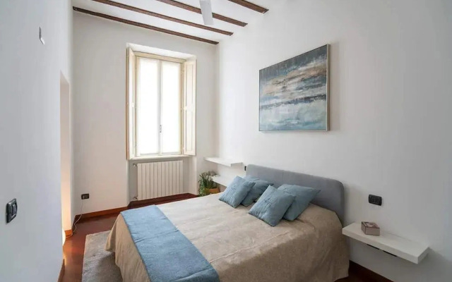 Spacious Flat W/wooden Beams - Porta Venezia