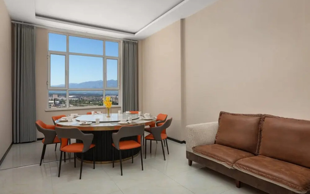 Days Hotel By Wyndham Xinyuan Nalati Airport