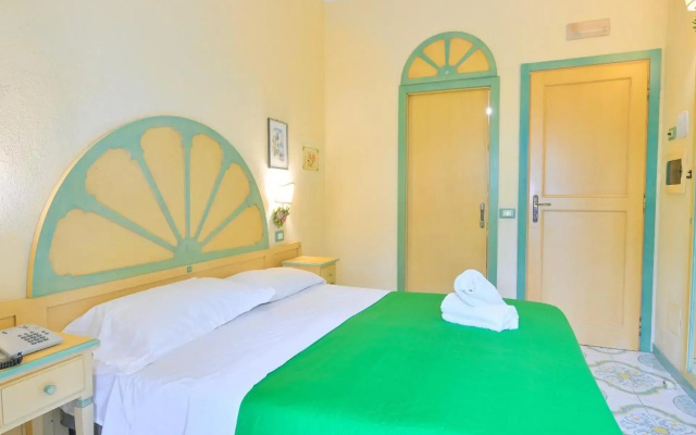 La Villa Resort & Spa