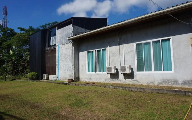 Hink Poshtel PhangNga