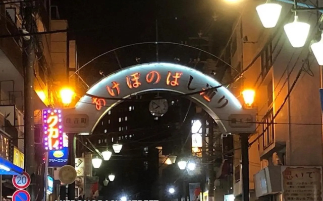 Shinjuku Apartment 102(新宿 アパートメント 102)