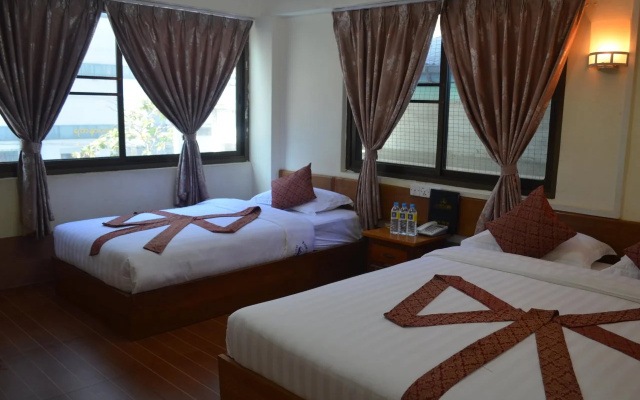 Royal Diamond Hotel