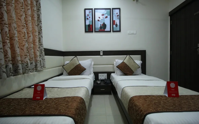 OYO 6840 Hotel City Inn