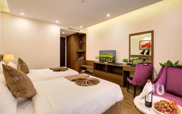 Heaven Gate Hotel O Quy Ho