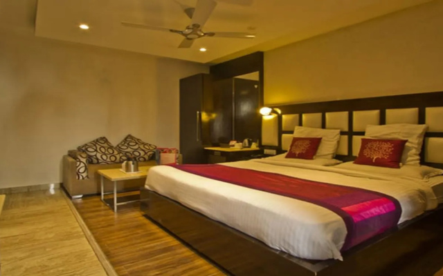 Lavish Inn