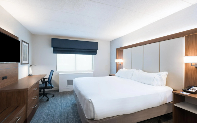 Holiday Inn Express Boston - Waltham by IHG