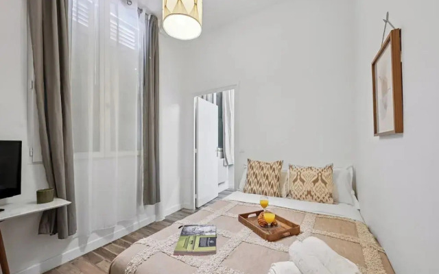Stylish 1BR Flat Near Luxembourg Gardens