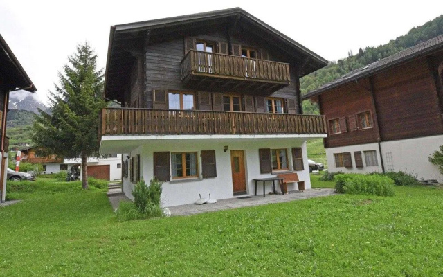 Chalet Aaekirsannaa South-Facing Free-standing Chalet