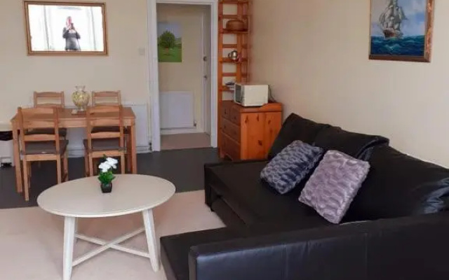 Commodore Guesthouse, Self-Catering Suites