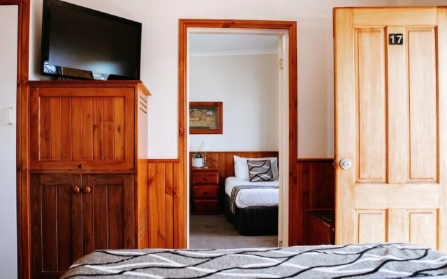 Astor Motor Inn