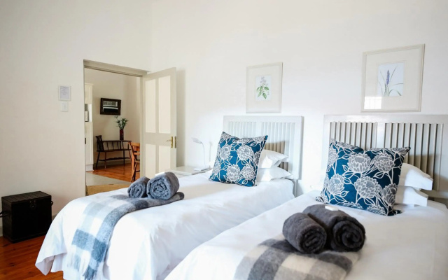 River Bend Cottages
