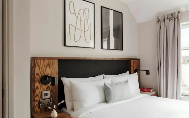 The Leeson Inn