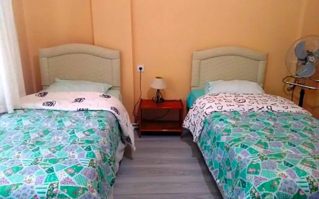 Bahar Hostel