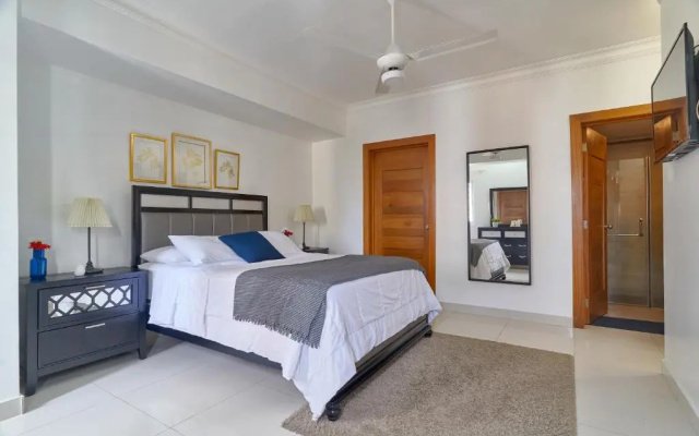 Apartamento 2BR- AC- WiFi- Safe - Smart TV- HotWater.