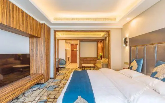 Lanwan Holiday Hotel（NanjingBaijiahu）