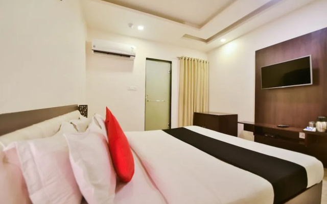OYO 11375 Hotel G20 Inn