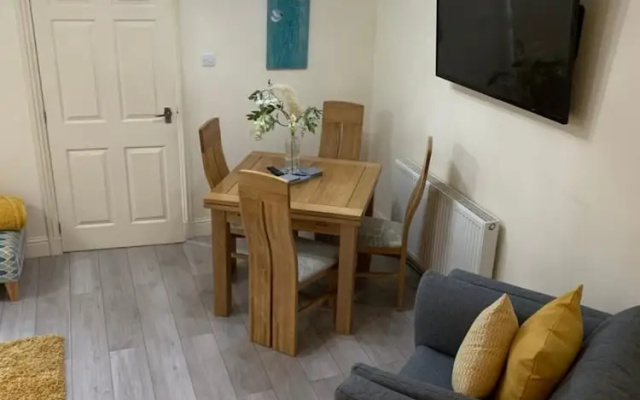 Woodgrove Apartment