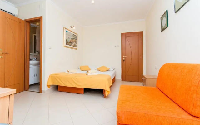 Apartments Ena