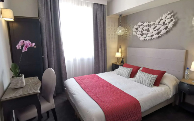 Brit Hotel Acacias