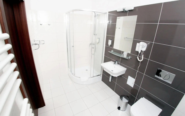 Hotel Austeria Conference & Spa