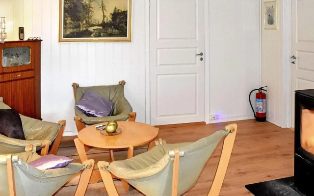 8 Person Holiday Home in Revsnes