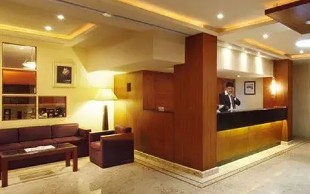 中央塔楼酒店(Hotel Central Tower)